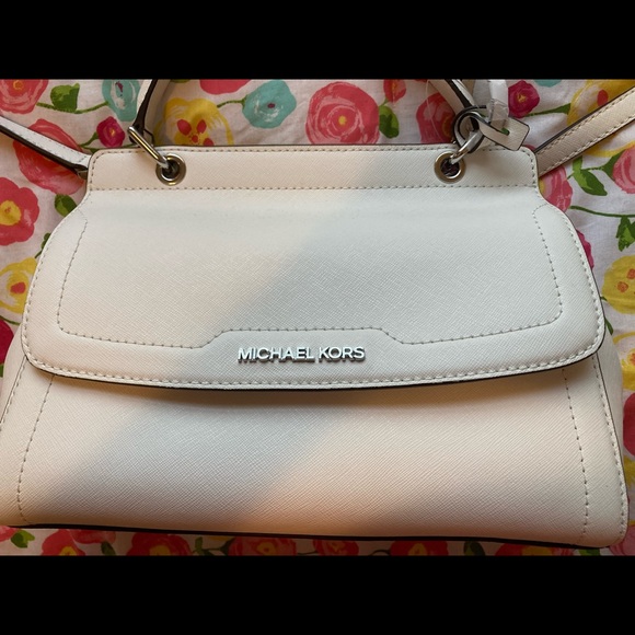 NWT Michael Kors Satchel - Picture 2 of 7